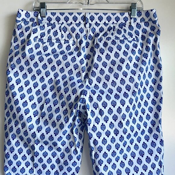 TALBOTS Perfect Skimmer White Blue Print Chino Capri Pants Size 14P Petite ~EUC - Picture 4 of 12